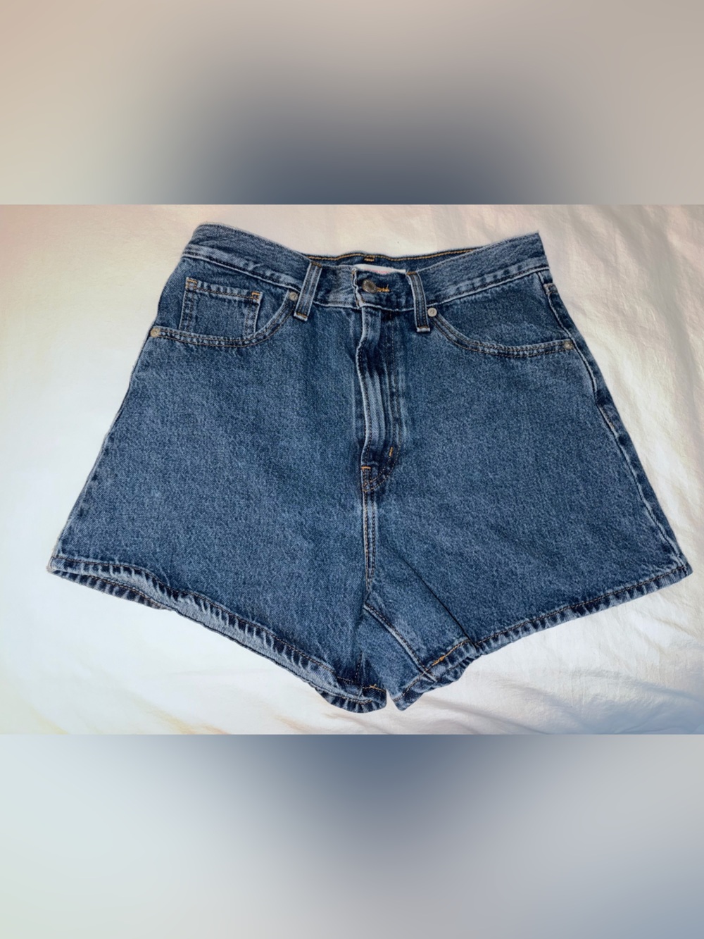 Levi’s High Wasted Mom Shorts
